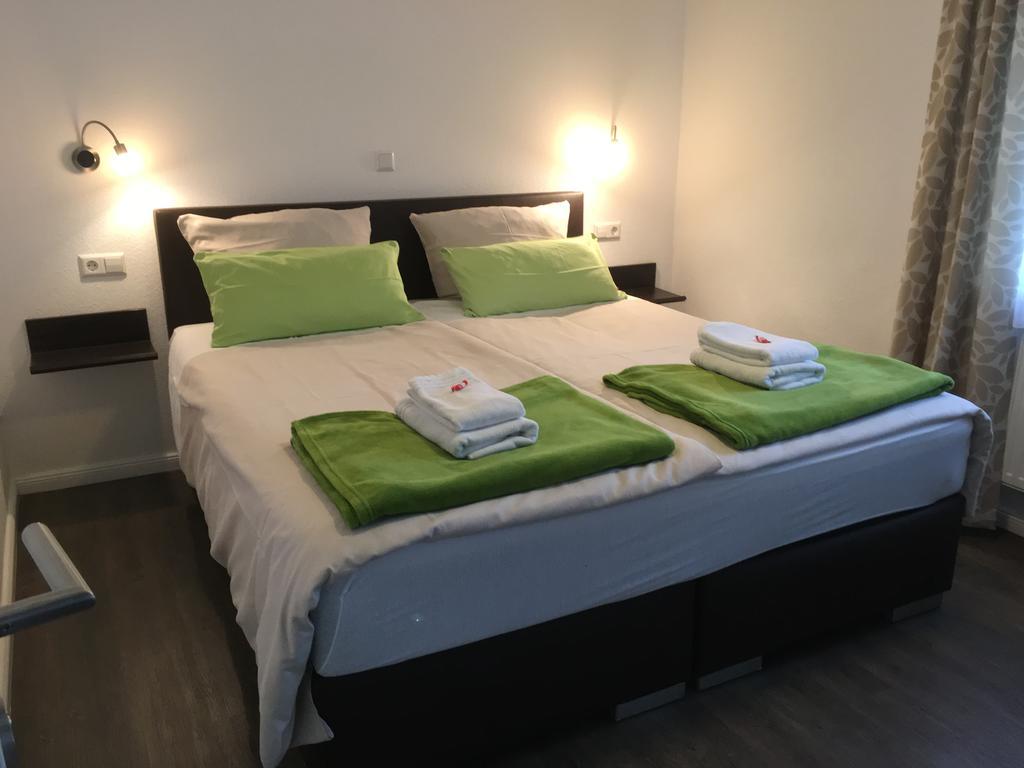 Hotel Tau-Luenne Haselünne Eksteriør bilde